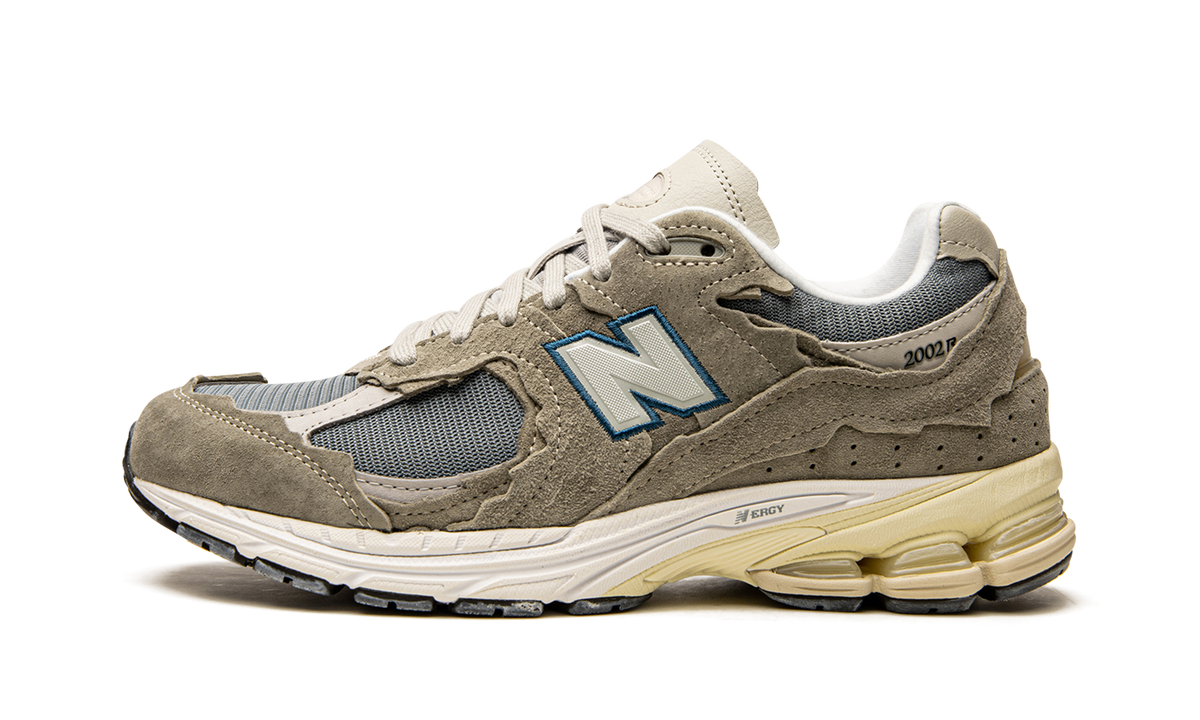 New Balance 2002R "Protection Pack - Mirage Grey" Sneakers