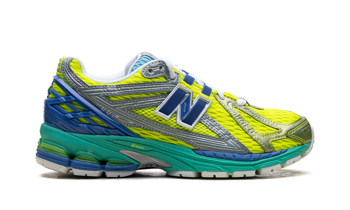 New Balance 1906R "Alkaline Green" Sneakers