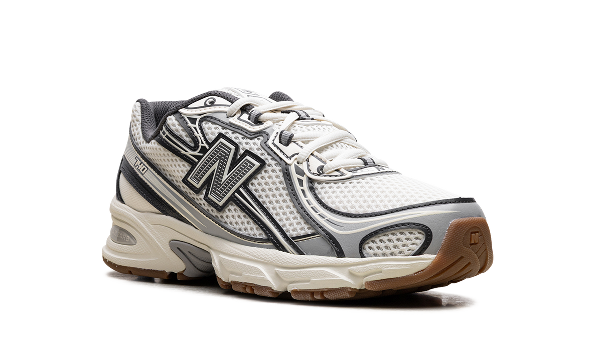 New Balance 740 "Beige Grey" Sneakers
