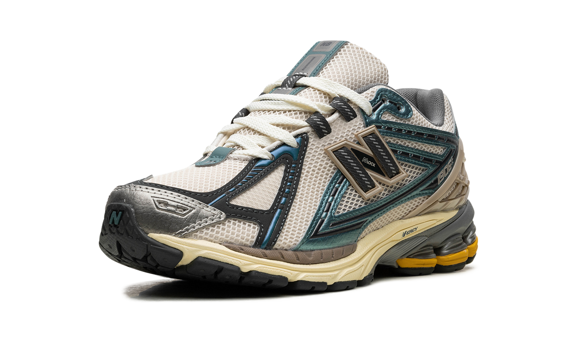 New Balance 1906R "New Spruce" Sneakers