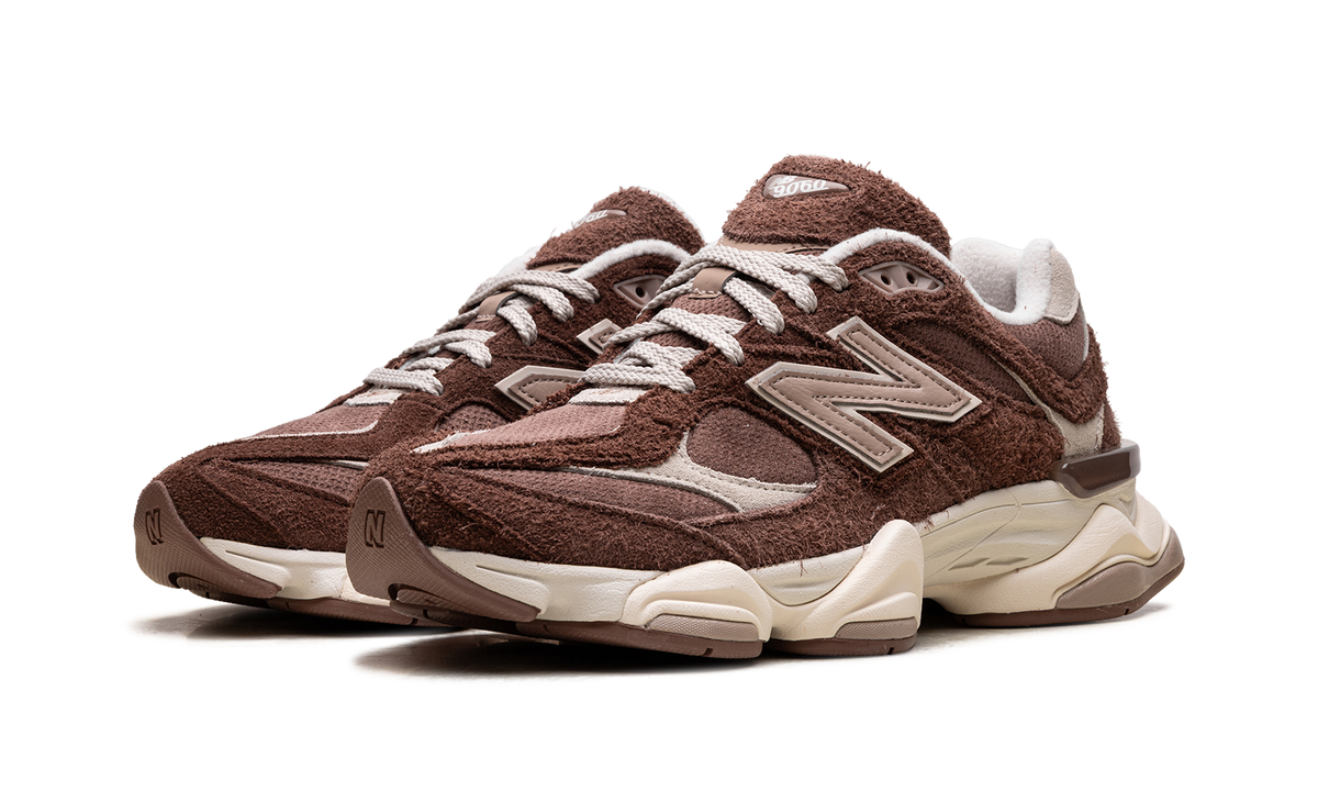 New Balance 9060 "Rich Oak" Sneakers