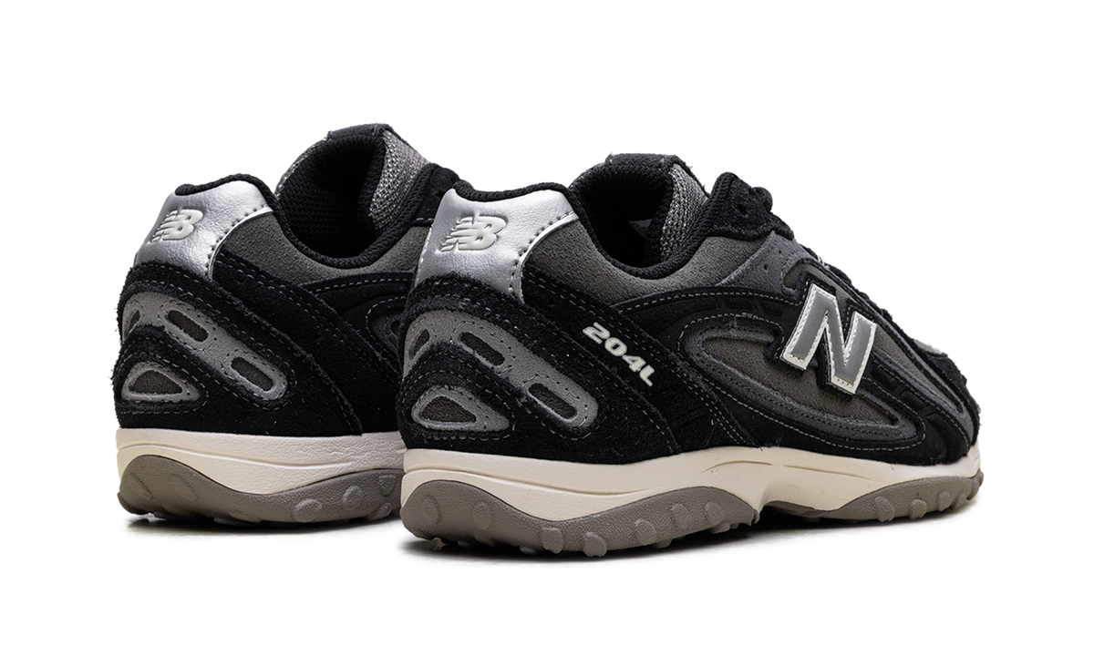 New Balance 204L "Black Magnet" Sneakers