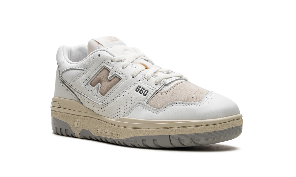 New Balance 550 "Vintage" Sneakers