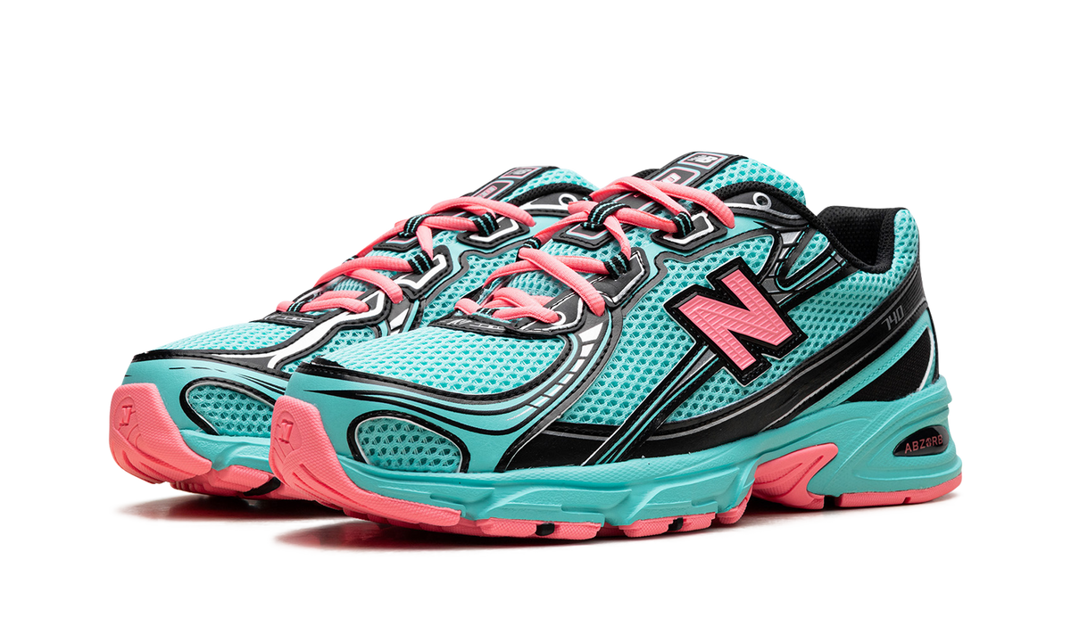 New Balance 740 "Cyber Jade" Sneakers